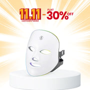 MomDaughts' 7-LED Face Therapy Mask